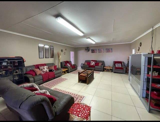 4 BEDROOM HOUSE FOR SALE IN RANDFONTEIN SOUTH